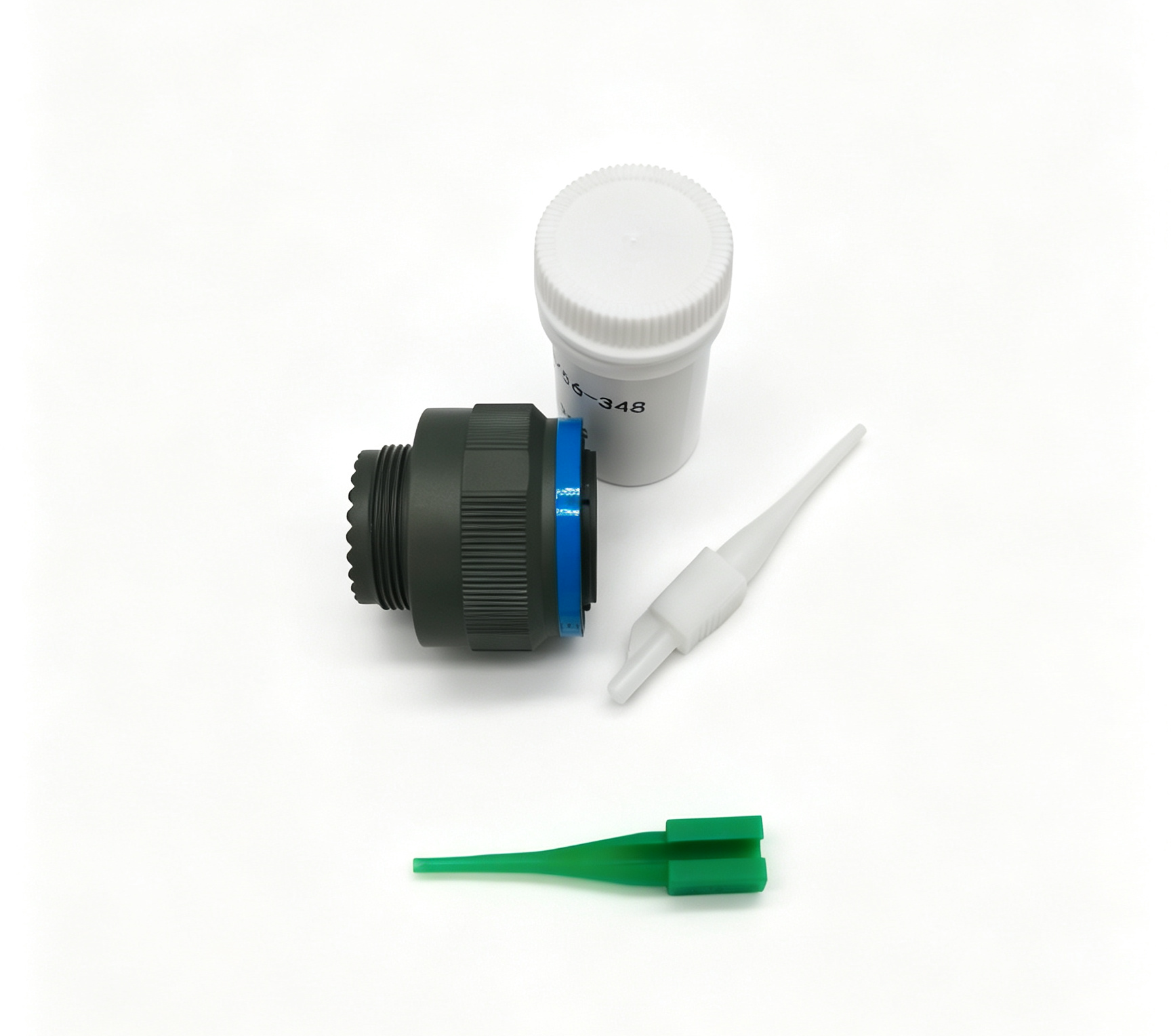 High‑density 35‑position bayonet‑lock female circular socket, EMI‑shielded alloy shell for multi‑circuit cabinet‑based industrial control wiring
